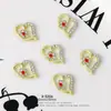 Accesorios de Arte para Uñas con Corazón Tridimensional de Lujo Ligero Estilo Popular de Celebridad de Internet Materiales de Arte para Uñas con Flor Hueca y Diamante Lote Directo del Fabricante Mayorista