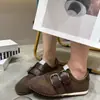 Bestseller Europeu 2026 Outono Novo Couro Genuíno Solado Macio Sapatos de Treino Alemães para Mulheres, Tênis Esportivos Casuais Versáteis Color-Block