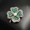 Broche de Trébol de Cuatro Hojas de la Suerte con Diseño Único, Broche de Lujo Estilo Chanel para Hombres y Mujeres, Accesorio para Camisa y Traje