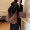 Bolsa Relaxante de Grande Capacidade Nova para Mulheres Outono e Inverno Bolsa de Ombro para o Dia a Dia Bolsa Tote Bucket de Camurça