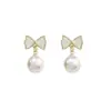 Populares Aretes de Mariposa con Goteo de Aceite, Aretes de Perlas de Alta Calidad, Tendencia Celebridad Retro Francés Nicho Fabricante de Aretes Venta al por Mayor