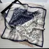 Directo de fábrica pañuelos de seda para mujer de alta gama 100% seda de morera pañuelos de verano con temperamento protectores solares al por mayor