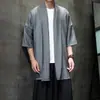 2026 Verano Estilo Chino Chaqueta de Manga Corta con Chal de Color Sólido para Hombre Abrigo Largo Tipo Kimono Cárdigan Top para Casa