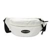 Venta al por mayor Nueva moda simple bolsa de pecho Bolso de hombro simple ligero japonés para hombre bolso de mensajero deportivo casual para mujer