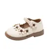 Nuevos Zapatos de Princesa para Niña Primavera y Otoño con Lazo, Diseño Hueco, Zapatos de Piel Transpirables, Conejito Lindo, Versátiles y Elegantes para el Día a Día