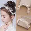 Corona de Guirnalda de Flores para Niñas Diadema Corona de Princesa Infantil Adorno para el Cabello de Cumpleaños para Niña Accesorio para el Cabello de Dama de Honor