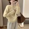 Novo suéter de malha com gola redonda, retalhos de renda em formato de coração para outono e inverno, estilo coreano suave, suéter feminino jovem e versátil