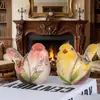 Figuras de pássaros artificiais para jardim externo, decorações para varanda e pátio, decoração de chapim-real de cauda longa, artesanato em resina
