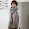 Bufanda de borlas de otoño e invierno para mujer, engrosada, para estudiantes, doble cara, nueva de invierno, cachemira, color liso, bufanda, chal, fabricantes