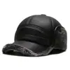 Boné de Baseball Novo Espesso para Outono e Inverno para Homens de Meia-Idade e Idosos com Bordado de Diamante, Boné Quente para Proteção de Orelhas ao Ar Livre