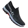Zapatos de Malla para Hombre sin Cordones, Parte Superior de Tejido Poroso Transpirable, Calzado de Exterior, Talla Grande, Zapatos para Viajar de Hombres de Mediana Edad