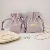 Bolsas de veludo com cordão feitas sob medida, saquinhos de veludo lavanda, bolsas para joias e presentes, com impressão em folha de ouro e personalização de logotipo disponíveis