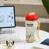 Botella de agua térmica Snoopy de acero inoxidable 316, diseñada para niñas, con un aspecto elegante, perfecta para que los estudiantes la usen en la escuela, cuenta con un asa para transportarla fácilmente y una tapa de tipo pop-up