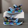 Sandálias Infantis Verão 2025 Novas Desenho Animado Sapatos Casuais Infantis Crianças Médias e Grandes Sapatos Esportivos de Praia Sapatos de Menino Tendência
