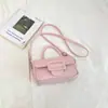 Bolsa Transversal Versátil Estilo Ins para Mulheres, Nova Tendência Moda Primavera/Verão 2026 Bolsa Quadrada Pequena Coreana com Toque de Luxo, Bolsa de Mão
