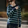 Sudadera a rayas transfronteriza para mujer, casual y rejuvenecedora, diseño de rayas vibrantes, holgada y cómoda, versátil para otoño e invierno, prenda exterior con capucha de punto