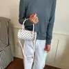 Bolso de Lunares de Moda para Mujer 2026 Nuevo Otoño Estético de Alta Gama Meilade para Viaje Individual Hombro Cruzado Bolso Cilíndrico