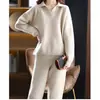 Cardigã de tricô estilo europeu e americano para mulheres com gola polo, novo modelo 2026, conjunto casual de outono e inverno, conjunto de duas peças de suéter e calça
