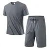 Venta Directa de Fábrica Popular Conjunto de Verano para Hombre Delgado de Secado Rápido Transpirable Deportivo de Manga Corta y Pantalón Tres Cuartos
