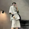 Traje de manga corta estilo americano para hombre, nuevo modelo verano 2026, conjunto de dos piezas holgado y elegante con tie-dye, media cremallera y shorts de manga corta