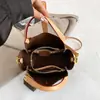 Bolsa de Mano tipo Cesta Floral Vintage Directa de Fábrica con Colgante de Bolsa Pequeña, Bolso Versátil de Gran Capacidad para Mujer, Adecuado para el Trayecto Diario