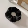 Anillo de pelo de felpa de otoño e invierno con patrón de dibujos animados, lazo para el pelo, cuerda para el pelo, linda banda para el pelo Kuromi, anillo para el pelo de intestino grueso de perro Yugui