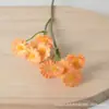 Flor Artificial de Margarida de Dois Ramos Único Flor Artificial de Camomila Decoração de Sala de Estar Arranjo de Flores com Buquê Seco de Camomila