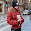 Nueva chaqueta de plumón cálida de estilo nicho invernal aprobada por influencers con pedrería de estrellas, gótica oscura, para mujer