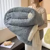 Manta de Lã de Cordeiro Espessa de Inverno Manta de Coral Fleece para Uma Pessoa Sesta Escritório Quente Manta Cobertura de Sofá de Leite Fleece