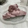 Grampo de Cabelo de Tecido Preto Plissado Francês, Retrô Elegante, Presilha de Tubarão na Parte de Trás da Cabeça, Luxo Acessível e Acessório de Cabelo de Alta Qualidade 1