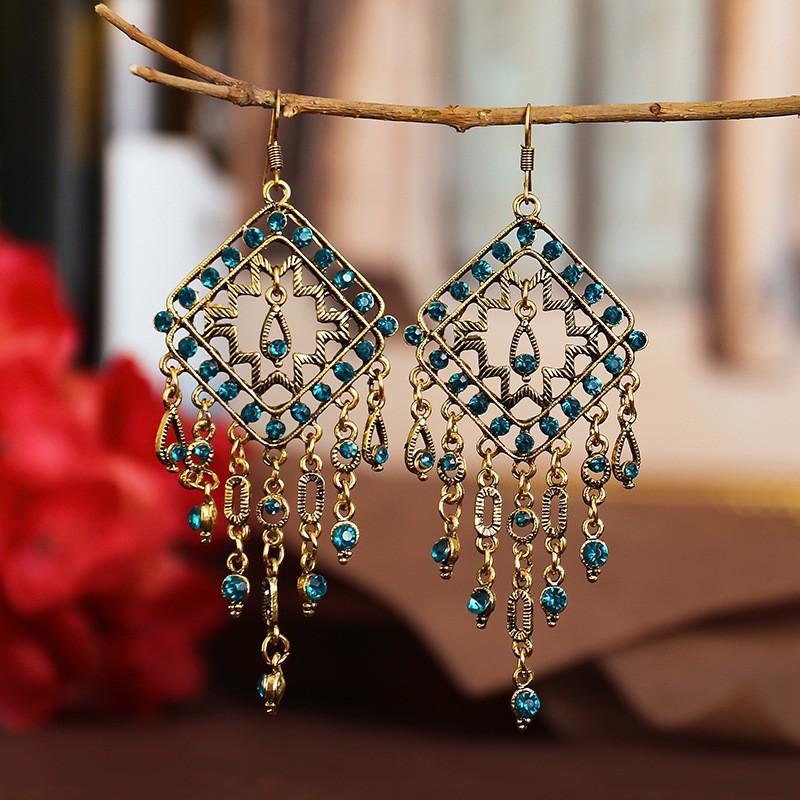 15641525389_1878718612