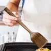 Set de espátulas de teca engrosadas espátula de madera espátula curva espátula de mango largo espátula madera de acacia batidor de huevos cuchara para ensalada