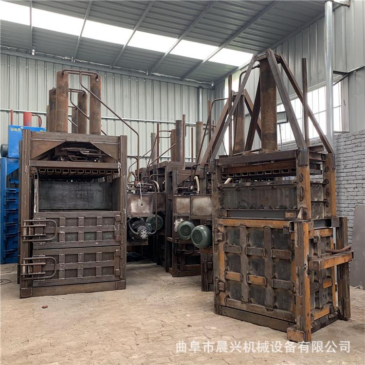 矿泉水瓶塑料瓶立式液压打包机