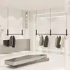 Tienda de Ropa de Gama Alta Colgador Colgante Simple Moderno Negro Mate Celebridad de Internet Nueva Tienda de Ropa Perchero de Alambre de Acero Estante de Exhibición