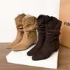 Botas Martin de punta, plisadas, con suela gruesa para mujer, nueva colección otoño/invierno 2026, con un estilo de moda inspirado en el páramo, botines cortos y tacones gruesos.