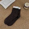 Calcetines de estilo coreano para mujer con etiquetas de tela de color contrastante y lunares, calcetines vintage de media pantorrilla para primavera y otoño, adecuados para combinar con zapatos pequeños de cuero