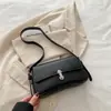 2025 Verano Retro Elegante Moda Diseño Un Hombro Cruzado Color Puro Cerradura Nueva Fresca Textura Axila Bolso de Mujer