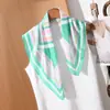 Pañuelo Cuadrado Pequeño de Estilo Suave Estilo Coreano de 70 cm para Mujer, Pañuelo de Seda Delgado Protector Solar de Verano, Versátil Pañuelo Decorativo Artístico Floral para el Cuello
