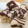 Meias de Veludo de Visão para Inverno Femininas Peludas Retrô Grossas Versáteis para Chão Espessadas com Forro de Lã Meias para Chão