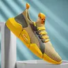 Moda nuevo par Zapatos de malla para hombre estudiantes mujer huecos cómodos antideslizantes puesto de comercio exterior venta al por mayor casual zapatos coreanos