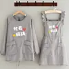 Delantal transpirable de manga larga para comer y trabajar, ropa de trabajo corta para mujer, bata de cocina para el hogar ultradelgada con texto impreso