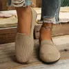 Nuevos zapatos planos de punto volador de estilo europeo y americano para mujer 2026, sin cordones, calados, transpirables, zapatos casuales