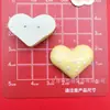 Accesorios Plásticos de Bricolaje de Colores Simulados en Forma de Corazón con Puntos Estilo Chanel Pequeño para Pinzas de Cabello, Fundas de Teléfono, Hebillas de Zapatos y Adornos