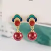 Aretes de Cinabrio con Patrón de Nubes para Mujer, Sensación de Alta Gama, Regalo para el Día de la Madre, Aretes de Nuevo Diseño de Lujo Ligero de Nicho, Estilo Chino, Estilo Antiguo