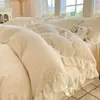 Otoño e Invierno Estilo Princesa Tallado Terciopelo de Leche Juego de Cuatro Piezas para Cama Coral Terciopelo Ropa de Cama Funda de Edredón de Terciopelo Doble Cara Sábanas con Forro Polar