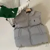 Nuevo chal elegante y versátil para 2026, diseñado para figuras petite. Presenta un corte holgado y relajado, un efecto adelgazante y un estilo relajado inspirado en Corea.