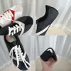 Aumento de Altura Interna de 2 cm~Primavera 2026 Nuevos Zapatos Planos Retro con Cordones y Suela Suave, Zapatos Deportivos para Mujer