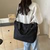 Bolsa de Ombro Ferramentas Feminina Grande Capacidade Casal Tendência Cool Nova Bolsa Transversal Estilo Transfronteiriço Rua Esportes Fitness Bolsa Tendência Masculino