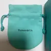 Tiffany&Co Tiffany Blue Bolso Calabaza Anillo Joyería Terciopelo Semicírculo Embalaje de Terciopelo Bolsa de Regalo