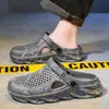 Nuevos Zapatos de Playa Ligeros de Verano Huecos Transpirables Estilo Coreano Personalizados para Exteriores Sandalias de Doble Uso Talla Grande Zuecos para Hombre